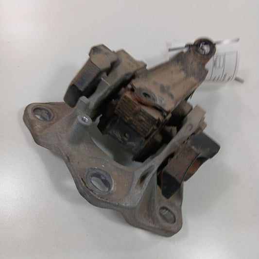 Toyota Yaris 1.5 Engine Motor Mount Left Driver  2020 2019 2018 2017 2016
