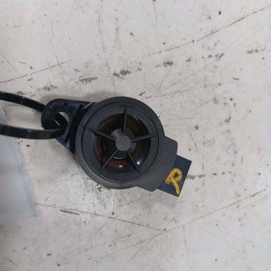 Nissan LEAF Tweeter Right Passenger Tweeter Speaker  2013 2014 2015 2016 2017