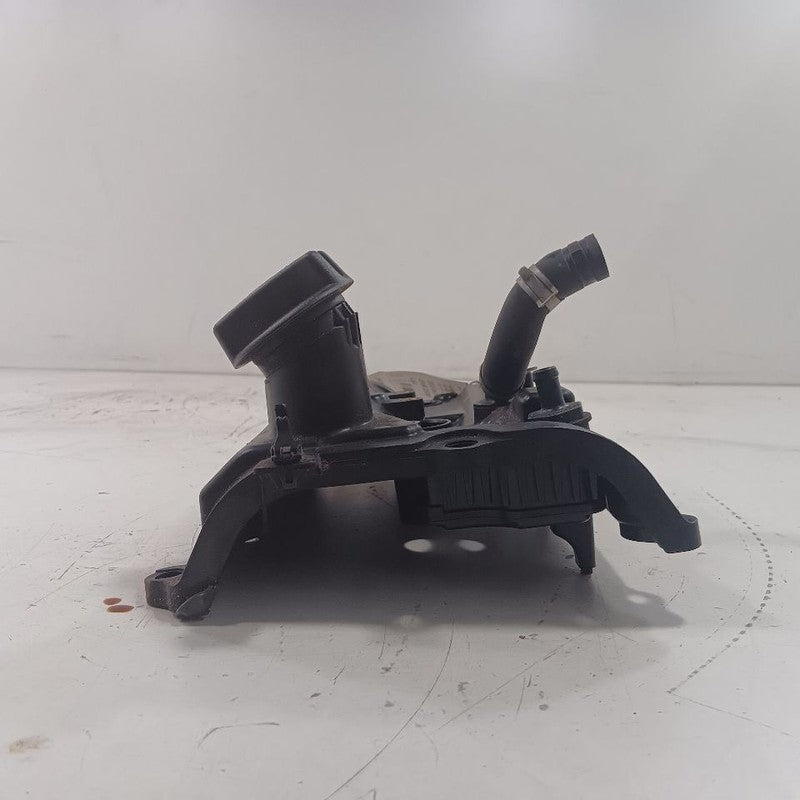 INFINITI QX50 Driver Left Engine Cylinder Head Valve Cover 2017 2016 2015 2014