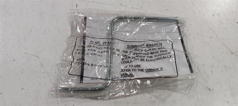 Does Not Apply Hyundai XG350 XG350 2004 Interior Parts Misc 1255302003 2004 2005