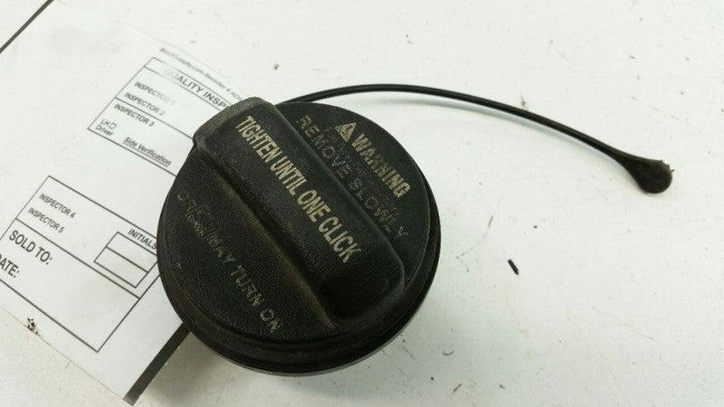 Hyundai Elantra Gas Tank Fuel Cap 2010 2009 2008 2007 OEM