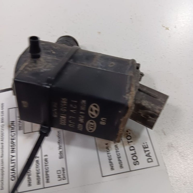 Hyundai Accent Windshield Washer Wash Fluid Reservoir Motor Pump Electric  2017
