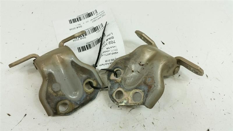 2001 Hyundai XG300 Door Hinge Set Right Front Passenger 2002 2003 2004 2005 OEM