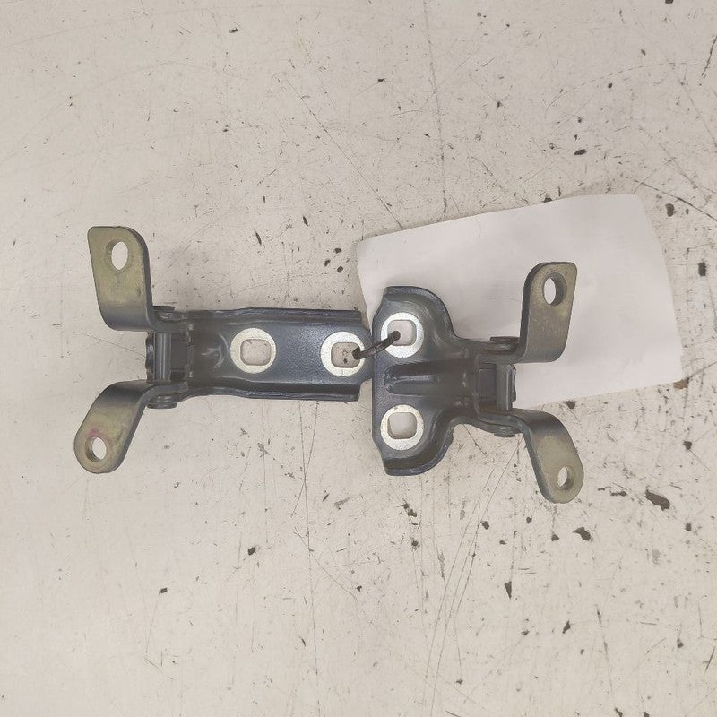 Buick Encore GX Door Hinge Set Left Front Driver 2022 2023 2024 2025