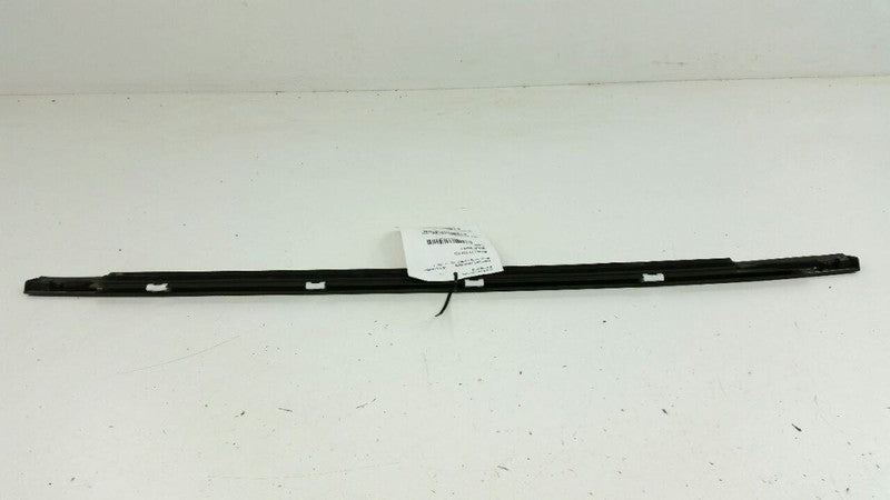 Hyundai Elantra Door Glass Window Weather Strip Trim Rear Right Passenger 2010