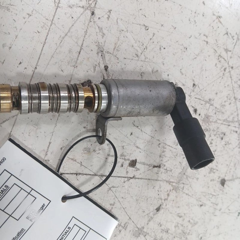 Hyundai Elantra Variable Timing Gear Oil Control Valve Solenoid Cylinder Head