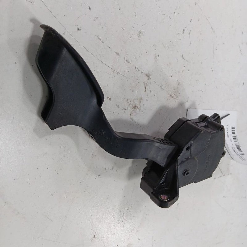 Toyota Prius C Gas Pedal 2017 2016 2015 2014 2013