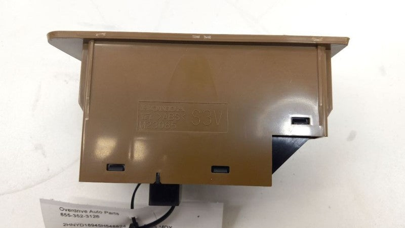 Acura  MDX Headphone Jack 2005