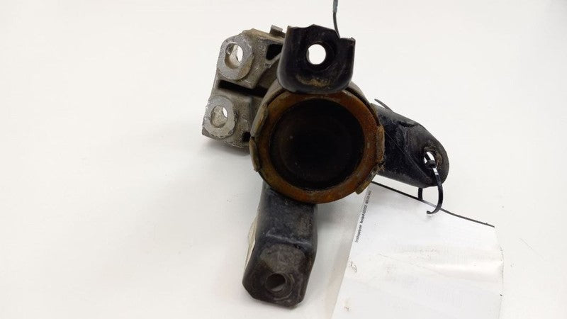 Ford Fusion Engine Motor Mount Right Passenger Side 2011 2010 2009 2008