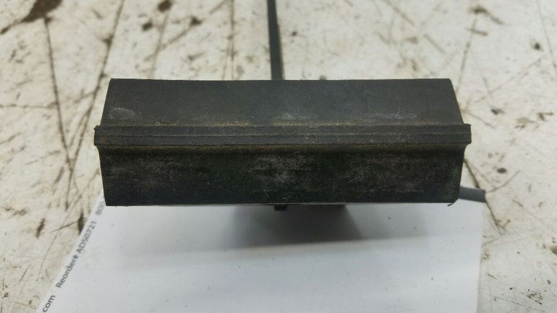 Chevy Malibu Battery Hold Down 2008 2009 2010 2011 2012 OEM