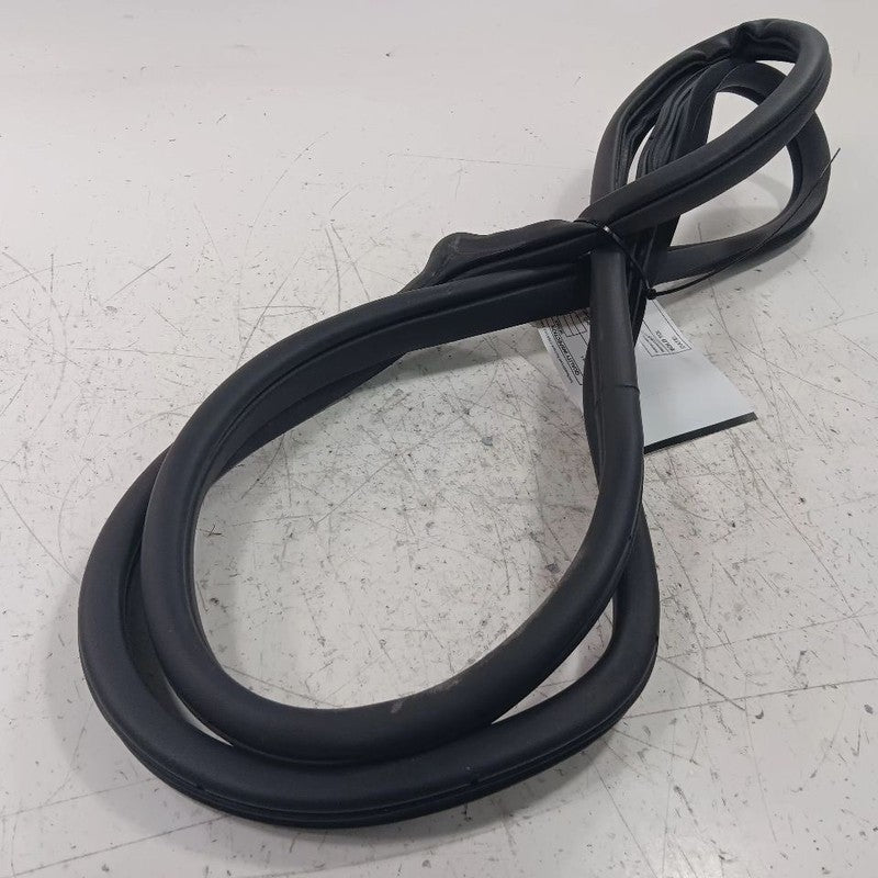 Hyundai Tucson On Body Door Jamb Seal Rear Right Passenger Back 2019 2020 2021