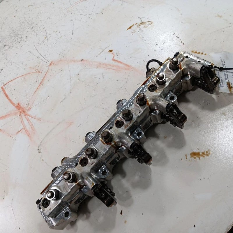 Jeep Compass Variable Timing Gear Oil Control Valve Solenoid Cylinder Head  2021