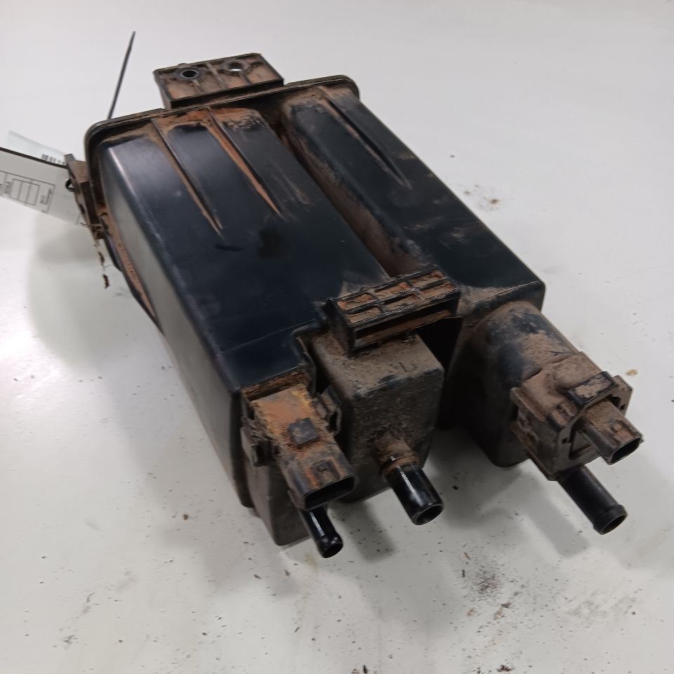 Nissan Altima Fuel Vapor Canister Charcoal Evaporator Can 2.5L 2017 2016