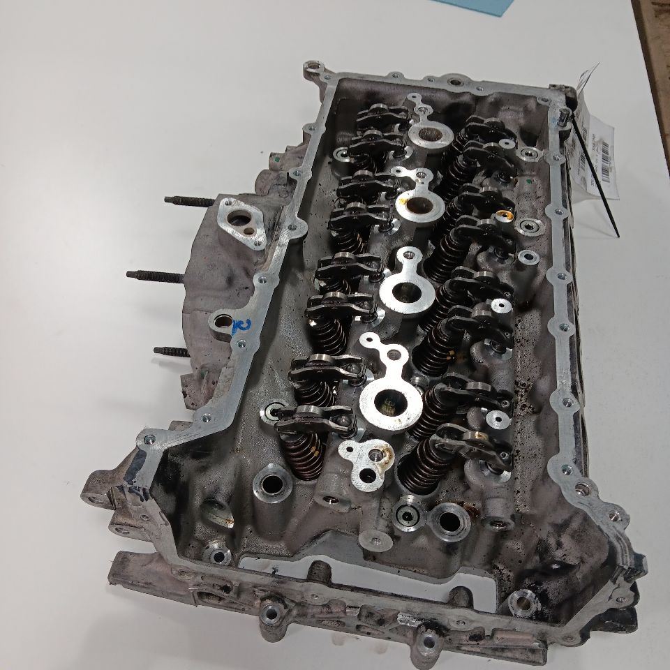 2025 GMC Acadia 2.5 Engine Cylinder Head