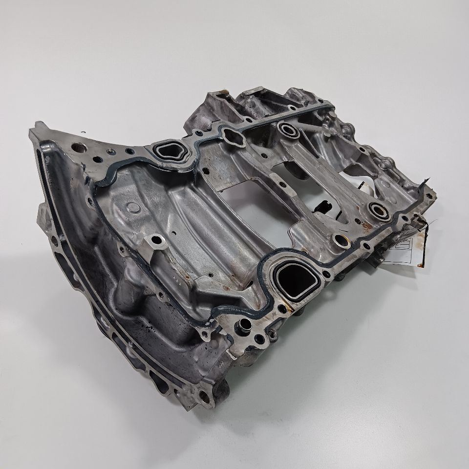 2025 GMC Acadia 2.5 Upper Engine Oil Pan