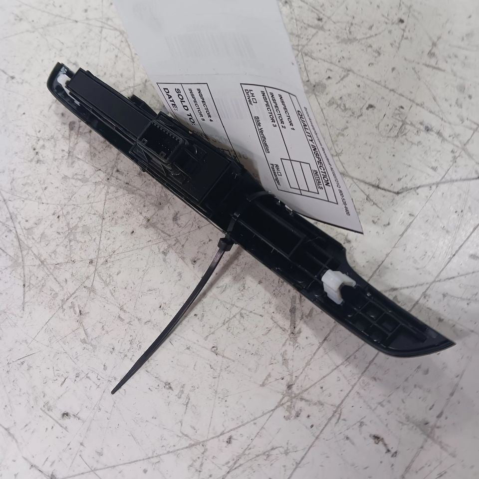 Hyundai Tucson Hazard Switch 4 Way Flasher Button 2019 2020 2021