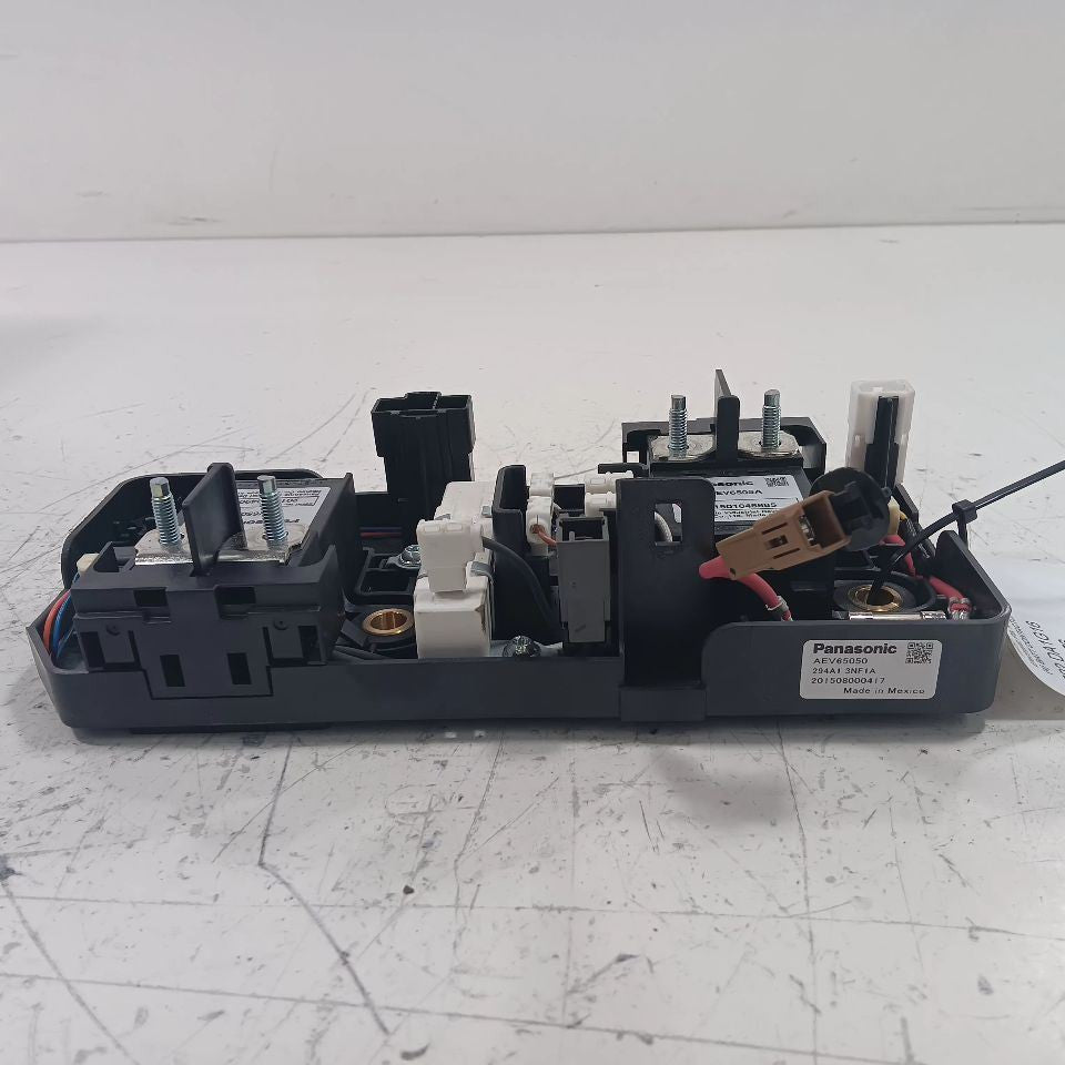 Nissan LEAF Battery Contactor Relay ( AEV65005A ) 2013 2014 2015 2016 2017