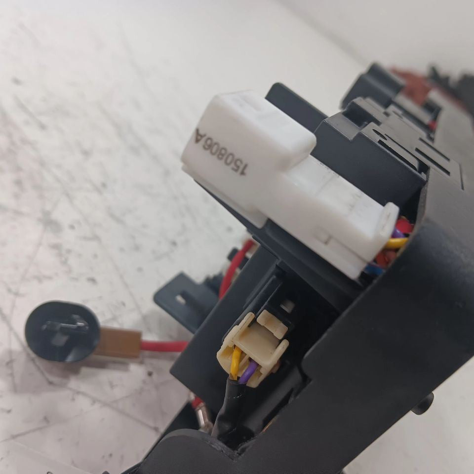 Nissan LEAF Battery Contactor Relay ( AEV65005A ) 2013 2014 2015 2016 2017