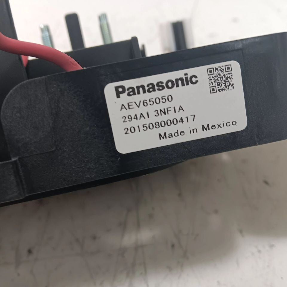 Nissan LEAF Battery Contactor Relay ( AEV65005A ) 2013 2014 2015 2016 2017