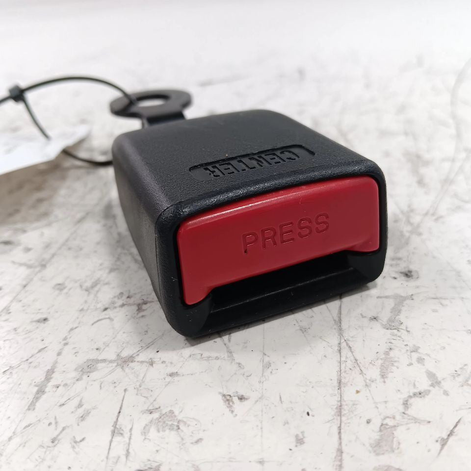 Mazda CX-9 Center Rear Back Seat Belt Buckle Latch 2016 2017 2018