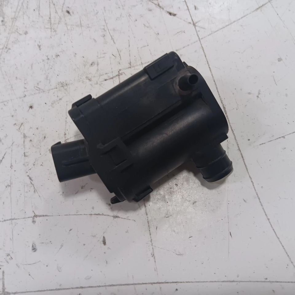 Hyundai Tucson Windshield Washer Wash Fluid Reservoir Motor Pump Electric 2019