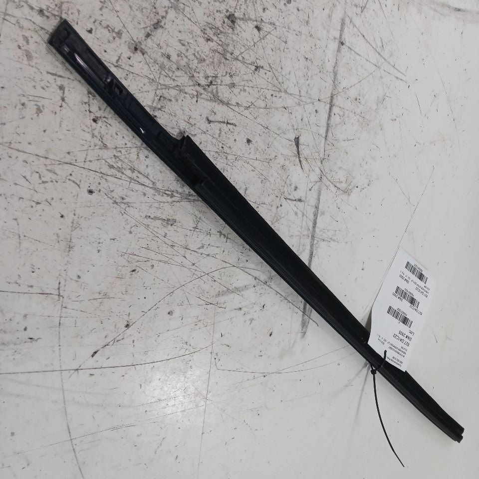 Nissan Kicks Door Glass Window Weather Strip Trim Front Left Driver 2021 2022 2