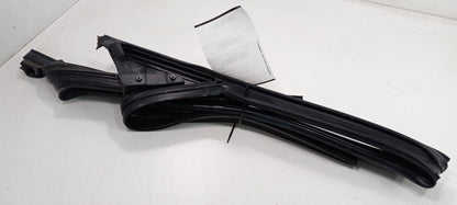 Paceman Door Glass Window Seal Rubber Right Passenger Front 2013 2014 2015 2016