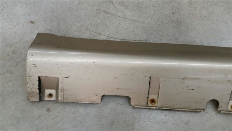 2001 Hyundai XG300 Rocker Panel Trim Cover Molding Skirt Right Passenger 2002