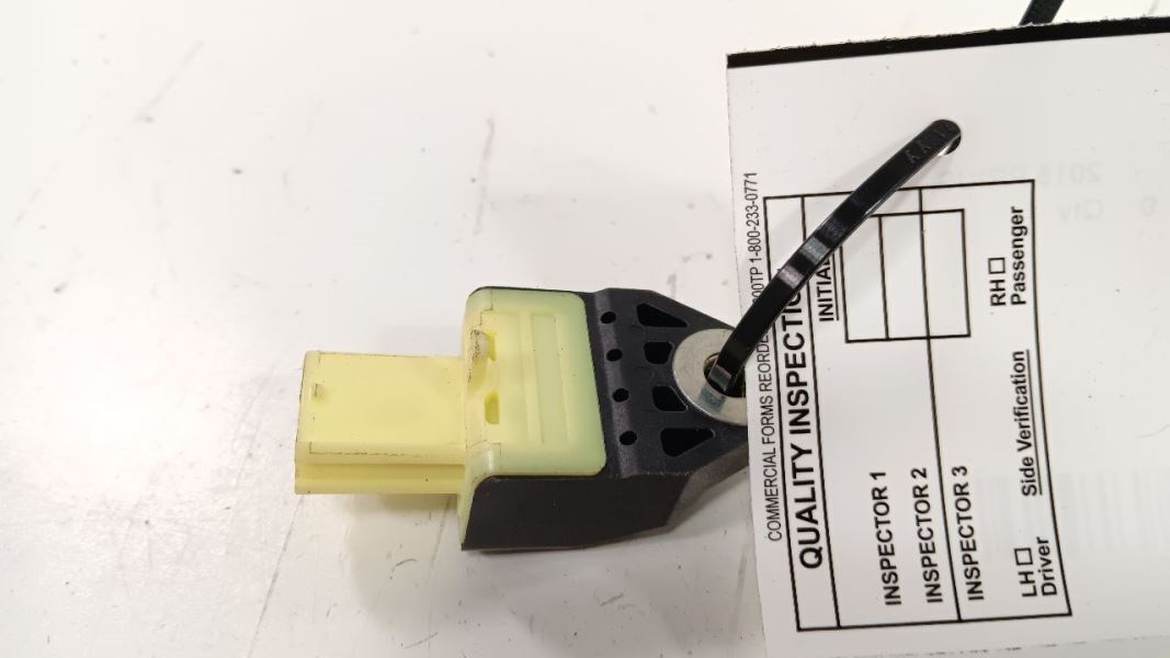 Toyota Prius Crash Impact Sensor   2012 2013 2014 2015