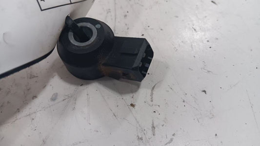 Chrysler 200 Engine Knock Sensor  2015 2016 2017