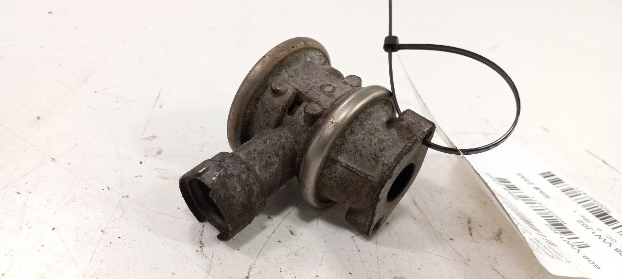 Volkswagen Jetta EGR Valve 2003 2002 2001 2000