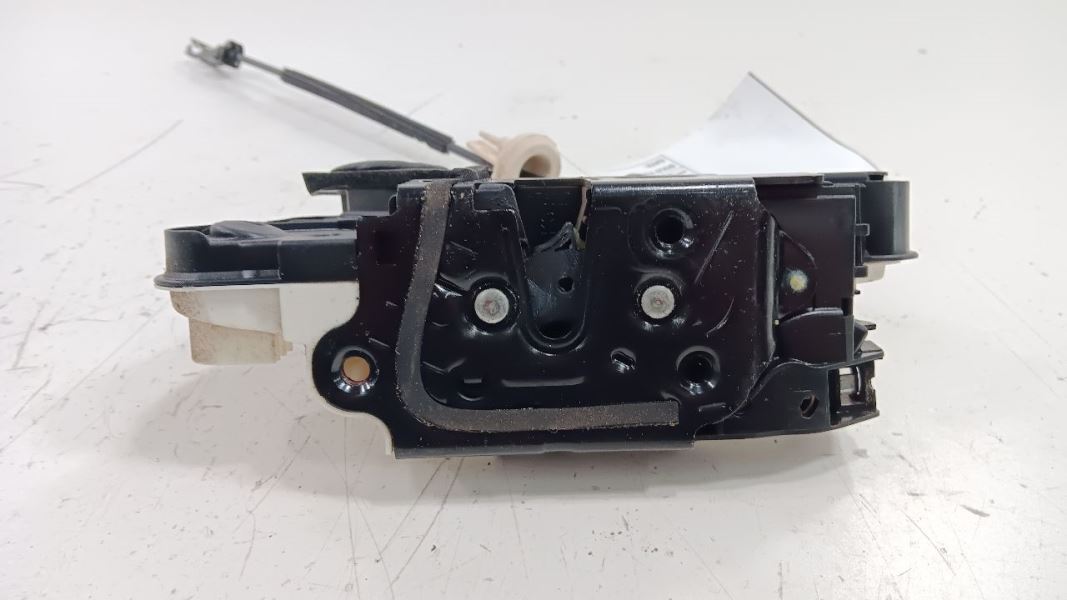 Volkswagen Golf Door Latch Lock Left Driver Front 2010 2011 2012 2013 2014