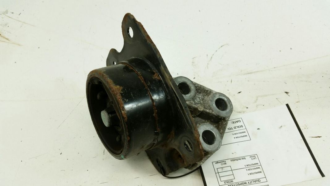 2007 Chevy Cobalt Engine Motor Mount Left Driver Side OEM