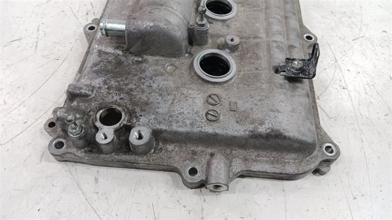 Toyota Prius Engine Cylinder Head Valve Cover 2015 2014 2013 2012