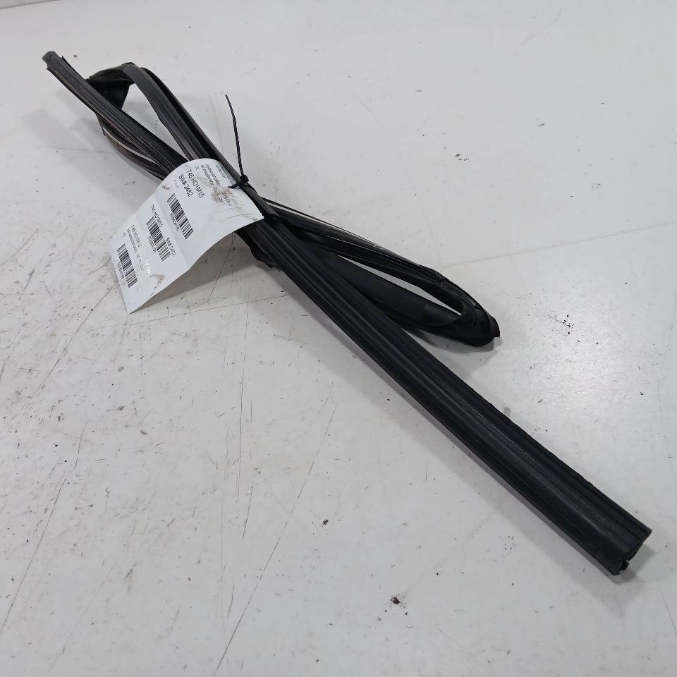 Honda CR-V Door Glass Window Seal Rubber Right Passenger Rear Back  2012 2013 20