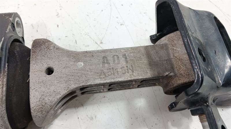 Kia Forte Engine Motor Mount Rear Back 2016 2015 2014