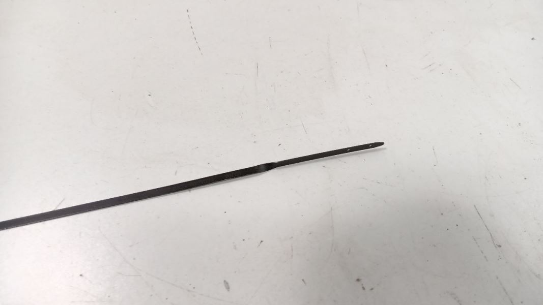 Mazda 3 Engine Oil Dipstick 2010 2011 2012 2013