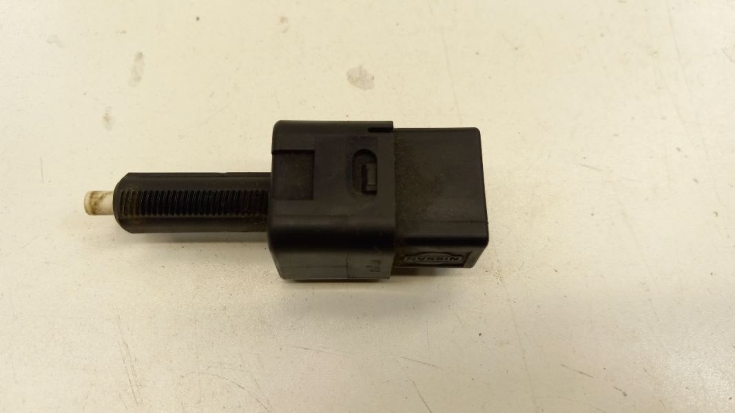 Sentra Brake Pedal Switch 2007 2008 2009 2010 2011