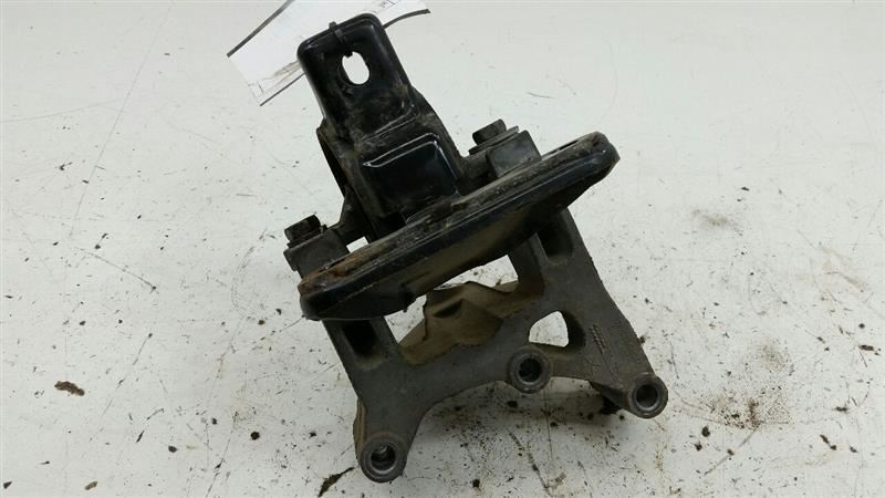 2013 Dodge Avenger Engine Motor Mount Left Driver 2010 2011 2012 2014