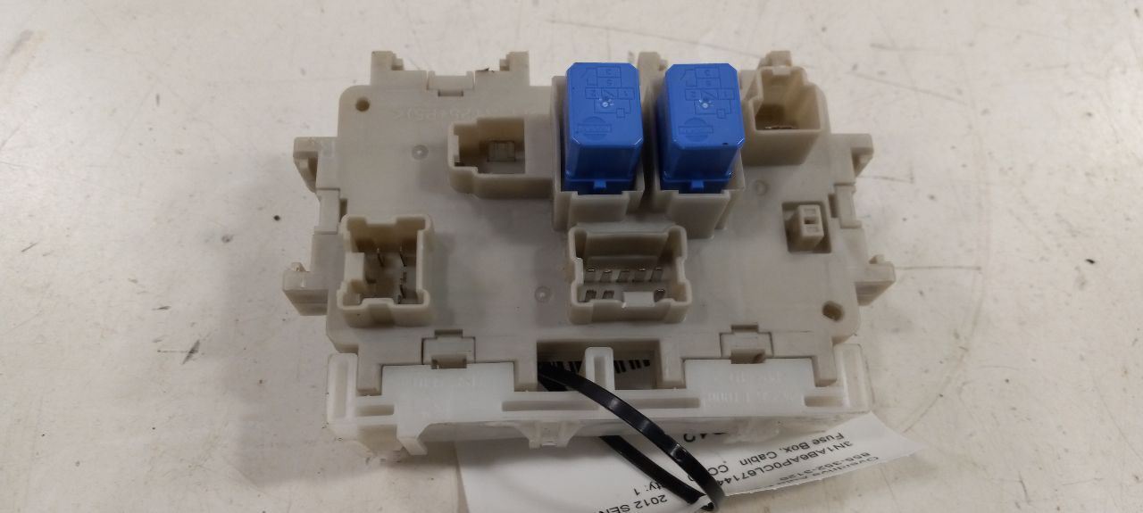 Sentra Cabin Fuse Box Interior Inner Under Dash 2012 2011 2010 2009 2008 2007