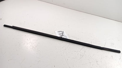 Volkswagen Golf Door Glass Window Weather Strip Trim Front Left Driver 2010 2011