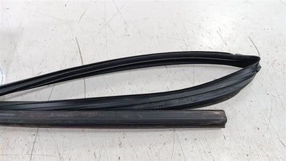 Toyota Prius Door Glass Window Seal Rubber Left Driver Front 2015 2014 2013 2012