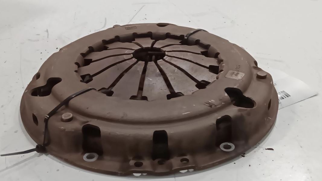 Fiat 500 Manual Transmission Clutch Pressure Plate  2012 2013 2014 2015 2016 201