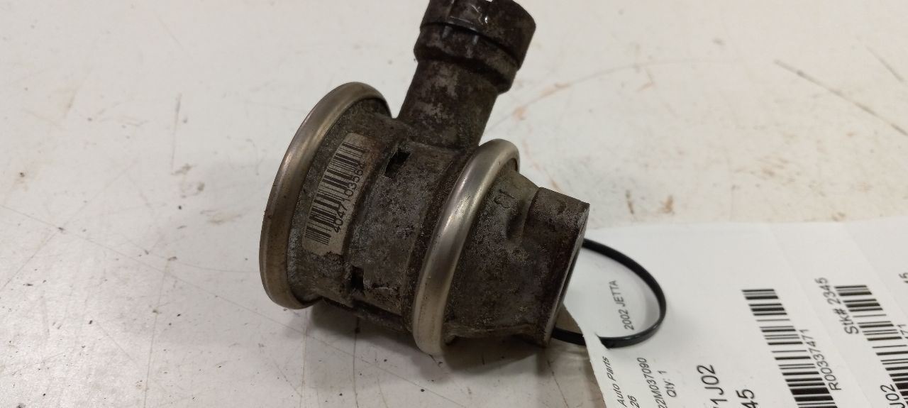 Volkswagen Jetta EGR Valve 2003 2002 2001 2000