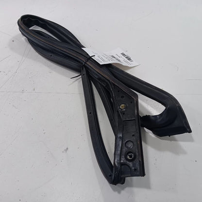 Honda CR-V On Door Seal Rubber Right Passenger Front  2012 2013 2014 2015 2016