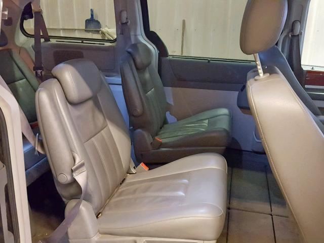 2009 Town and Country Seat Headrest Front Head Rest