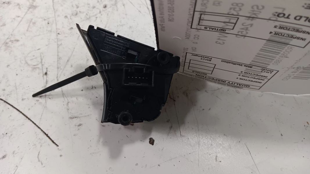 Hyundai Veloster Cruise Control Switch  2012 2013 2014 2015