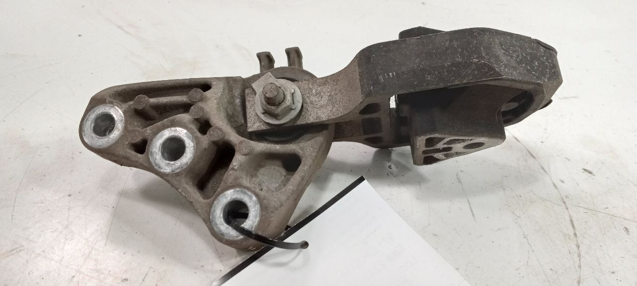 2014 Dodge Dart Engine Motor Mount Rear Back