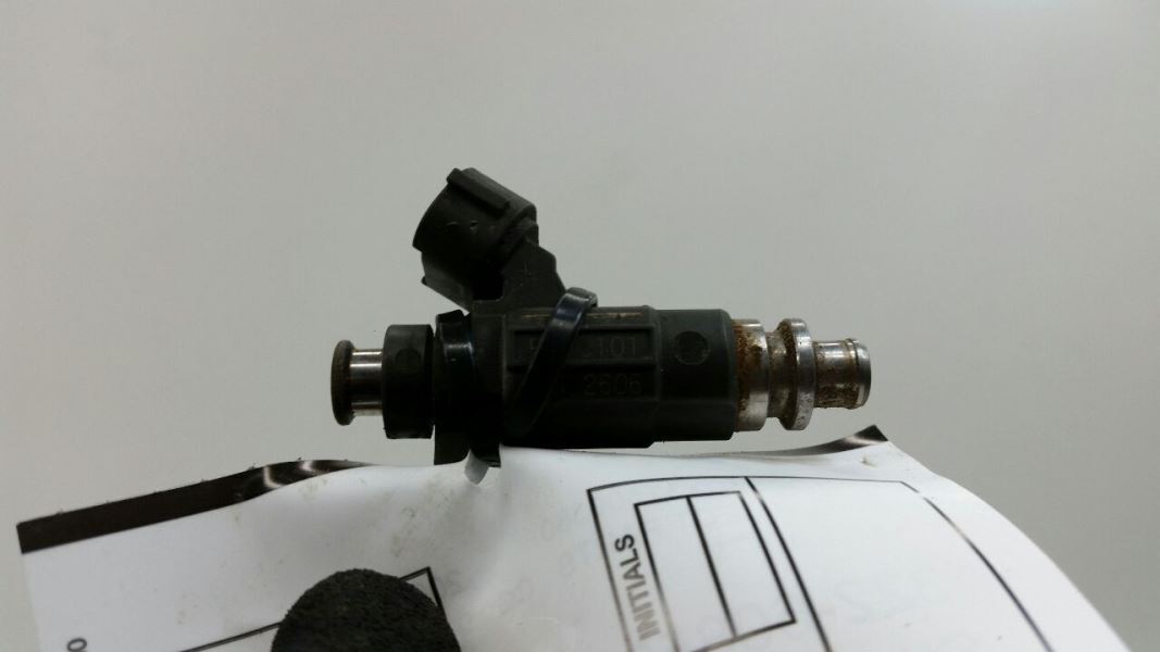 Fuel Injection Injector Fits 03-04 06-10 INFINITI M45 OEM