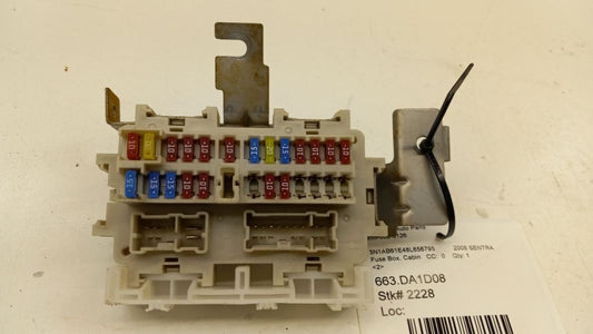 Sentra Cabin Fuse Box Interior Inner Under Dash 2007 2008 2009 2010 2011